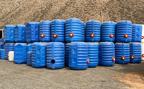 雨水收集与利用：万科华洁青海塑料桶提供创新解决方案