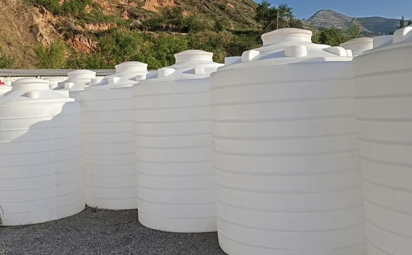 化工液体储存注意事项——选对PE青海塑料桶避免安全隐患 化工液体储存注意事项——选对PE青海塑料桶避免安全隐患