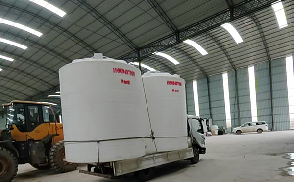 特加厚青海塑料大桶装车运输交付实录